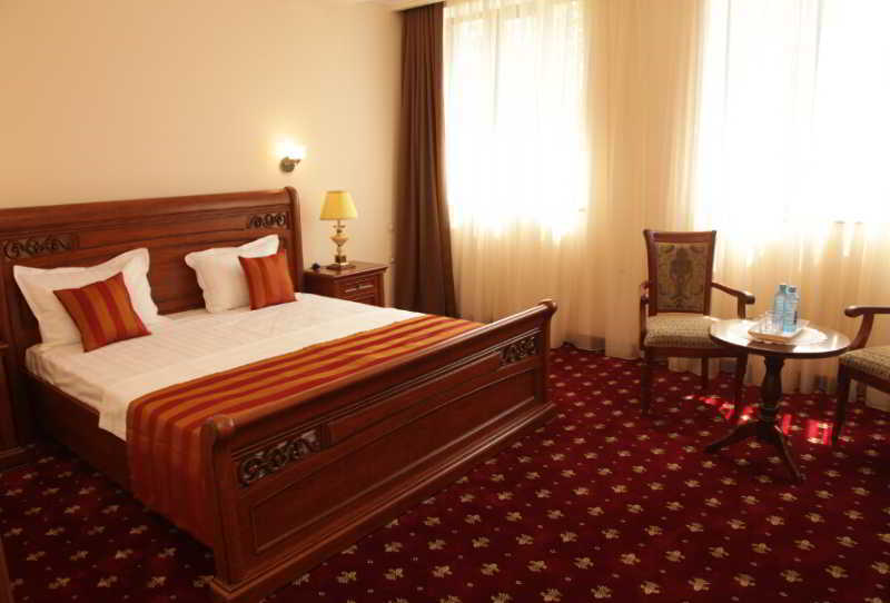 Artsakh Hotel Yerevan Exterior photo