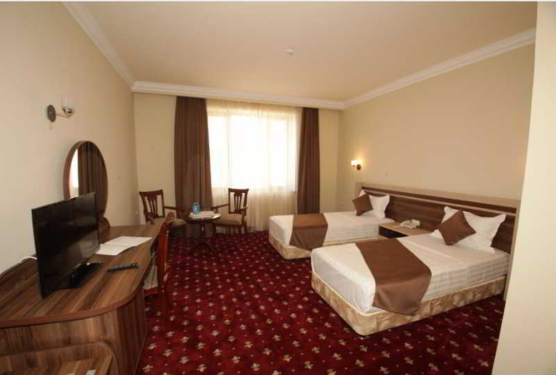 Artsakh Hotel Yerevan Exterior photo