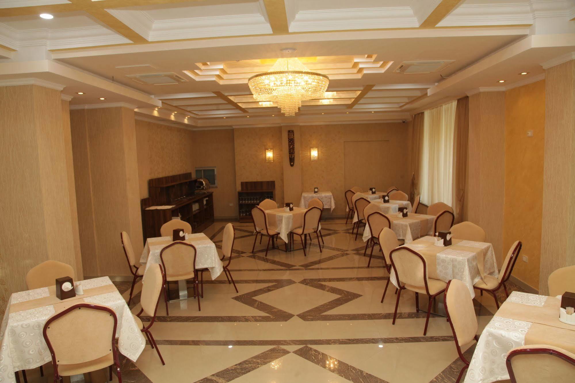 Artsakh Hotel Yerevan Exterior photo