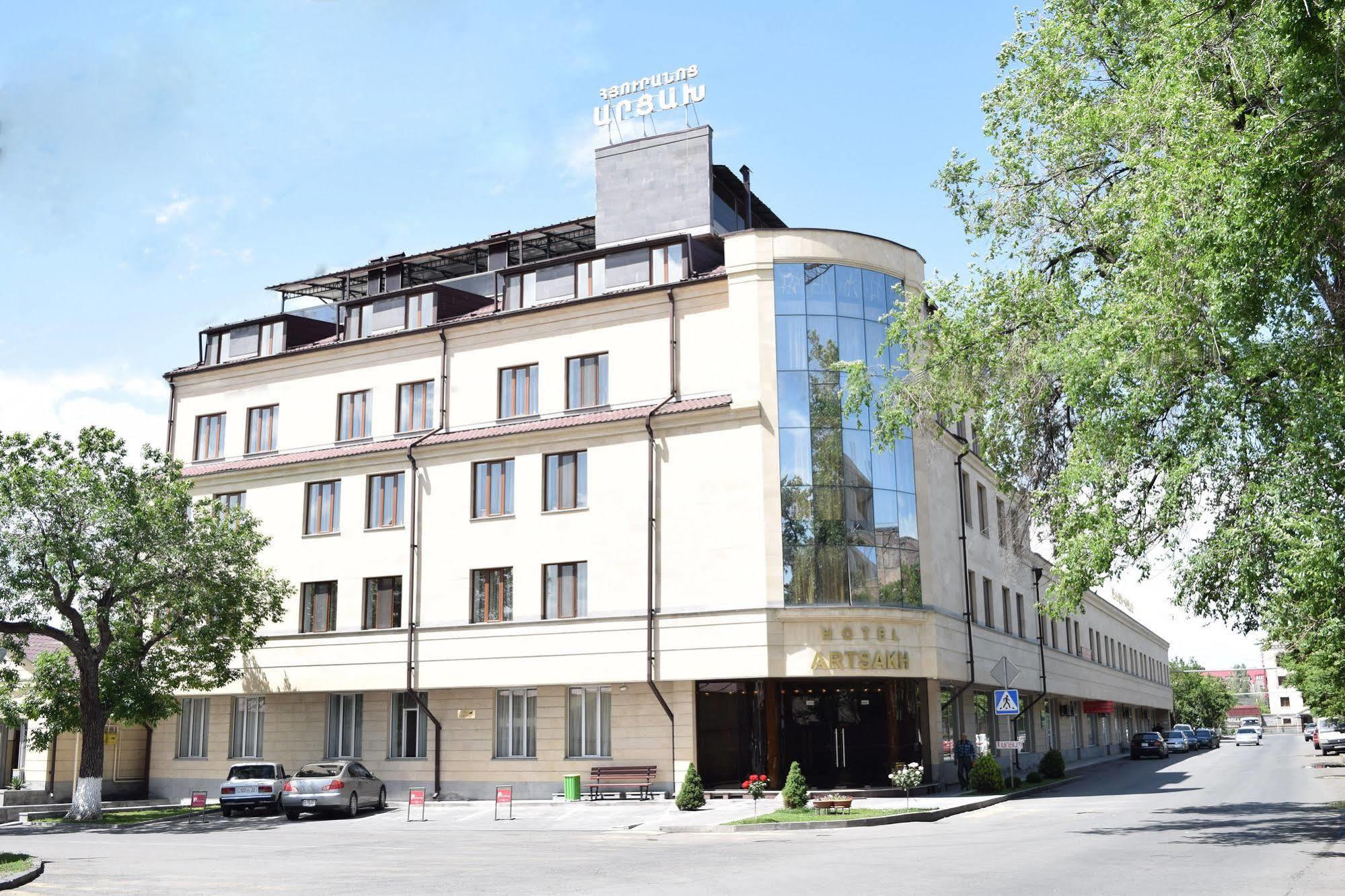 Artsakh Hotel Yerevan Exterior photo